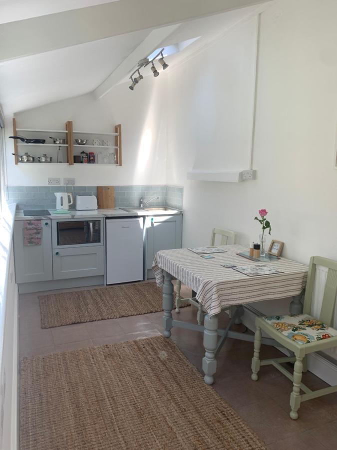 Puffin. Comfortable Annexe Central Falmouth Appartement Buitenkant foto